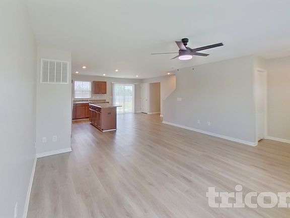2nd image of 656 McCormick Ln
