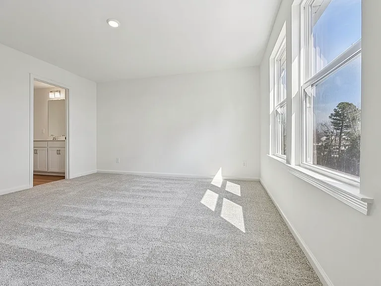 212 Parker Ln — Photo 26