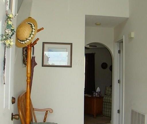 5th image of 503 Glen Oaks Dr