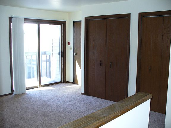 2nd image of 622 Isabella St APT 12