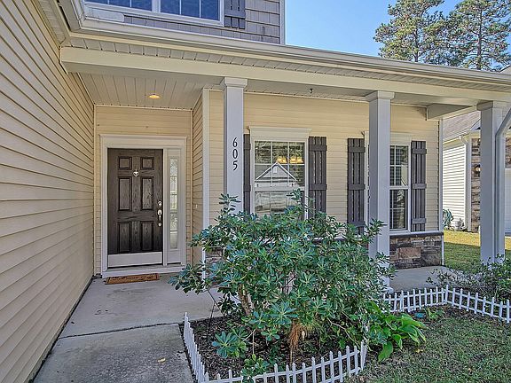 5th image of 605 Wynfield Forest Dr