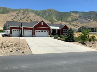 8380 N Lakeshore Dr, Lake Point, UT 84074