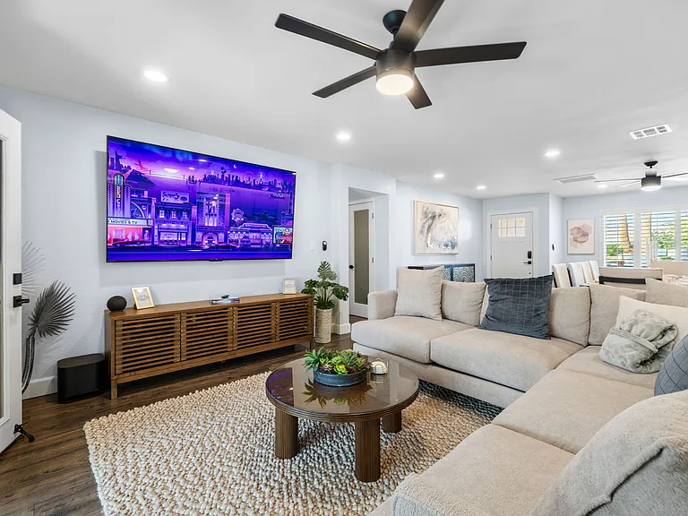 8259 E Mulberry Ln — Photo 7