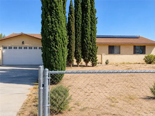 10377 Peach Ave, Hesperia, CA 92345