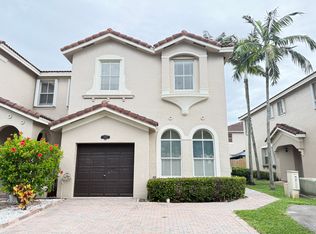 15131 SW 23rd Ln, Miami, FL 33185