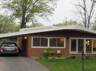 8944 Pottawattami Dr, Skokie, IL 60076