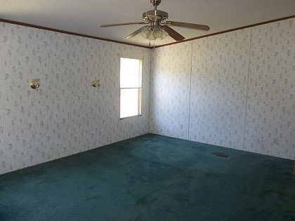 5th image of 213 George Keen Dr