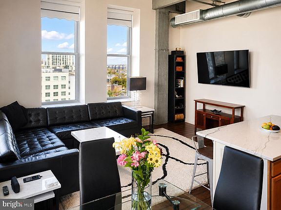 3rd image of 511 N Broad 19 St #901