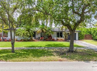 15620 SW 87th Ave, Palmetto Bay, FL 33157