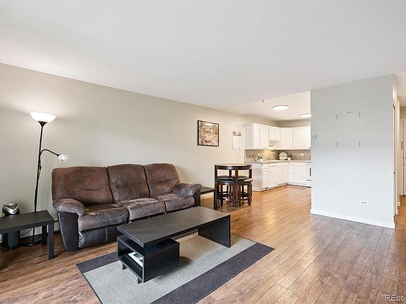 2nd image of 605 S Alton Way #12B