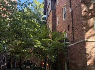 4957 N Whipple St, Chicago, IL 60625