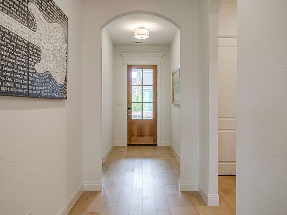 4th image of 508 Sandpiper Ct
