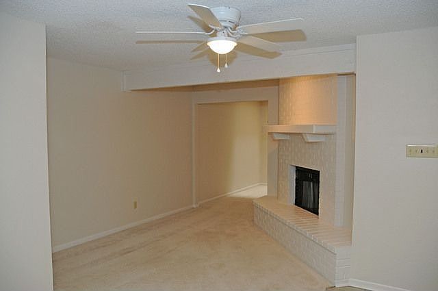 2nd image of 31 Crossroads Dr