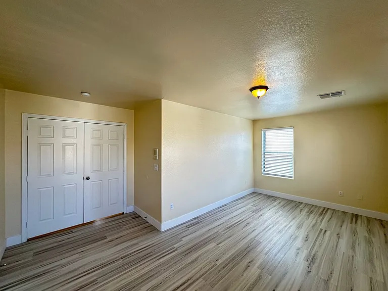 5640 Woods Crossing St — Photo 21