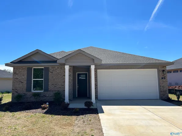 126 Plum Tree Ln, Hazel Green, AL 35750