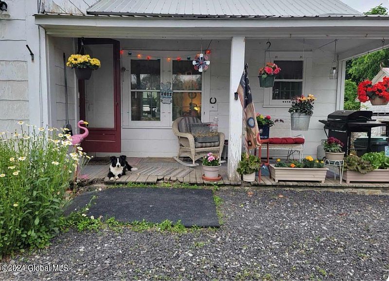2nd image of 344 Charlton Road
