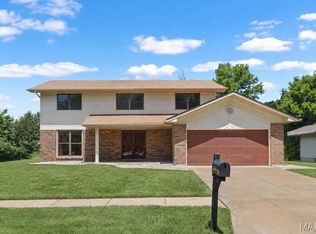 12787 Parkway Estates Dr, Saint Louis, MO 63146