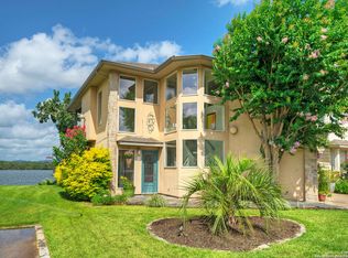 204 N Waterway Dr, Kingsland, TX 78639