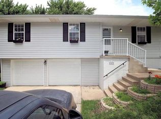 21570 W 179th St, Olathe, KS 66062