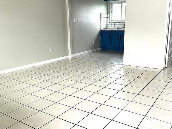 2nd image of 10126-10136 S Felton Ave #39