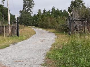 802 Country Club Rd, Andrews, SC 29510