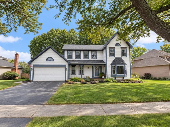 108 Nottingham Dr, Oswego, IL 60543