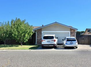 8464 Sierra Sunset Dr, Sacramento, CA 95828
