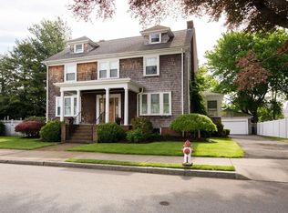 577 Hanover St, Fall River, MA 02720