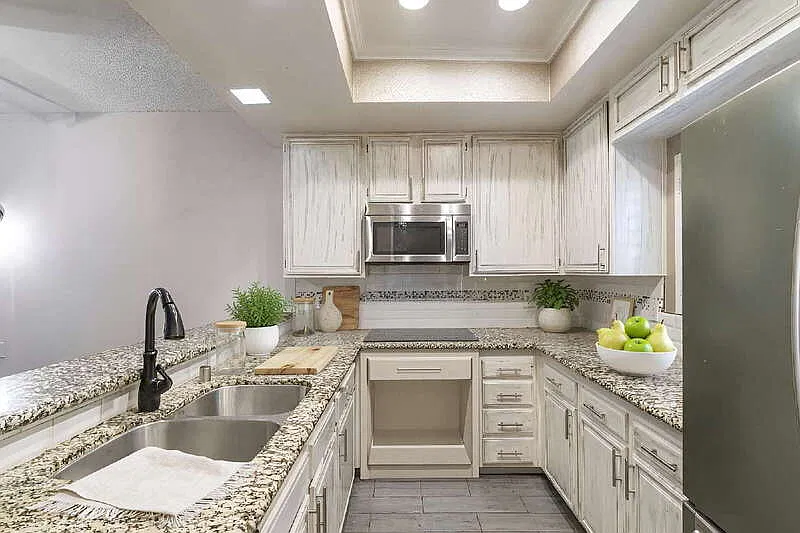 1 bed, 1.0 bath, 812 sqft, $2,750 — Photo 4