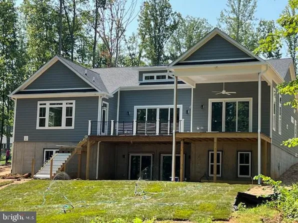 140 Lighthouse Dr, Bumpass, VA 23024