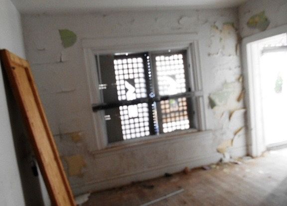 3rd image of 5819 S Wolcott Ave