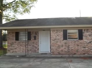 1516 Kent Ave, Nederland, TX 77627