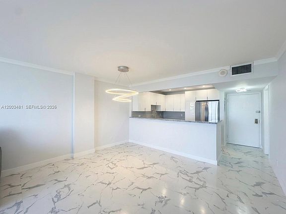 3rd image of 3800 S Ocean Dr APT 802