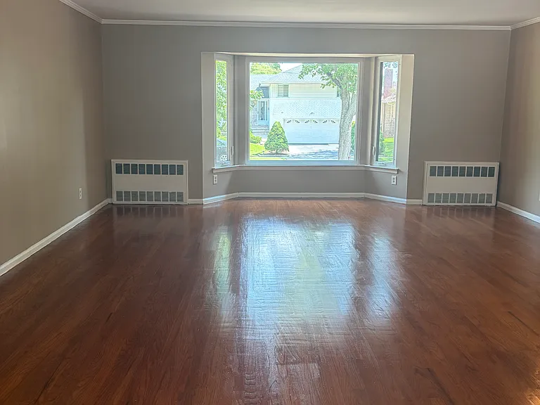 Wedgewood Dr — Photo 32