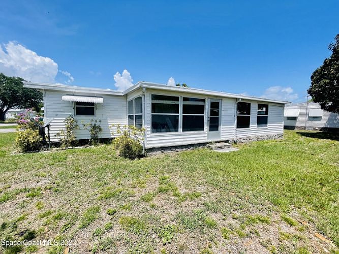 1st image of 706 Barefoot Blvd