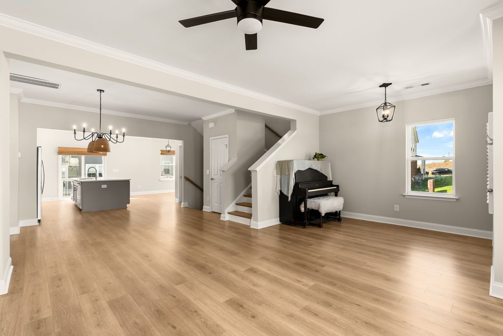 Apartment in Antioch - View 5