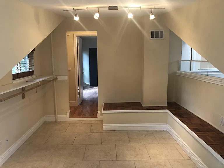 6424 Brookway Dr — Photo 89