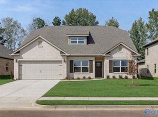 114 Huffman St, Hazel Green, AL 35750