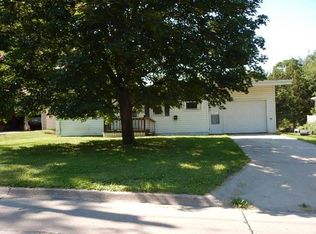 487 10th Ave, Marion, IA 52302