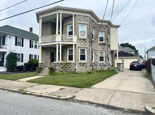 96 Lee St FLOOR 1, Pawtucket, RI 02861