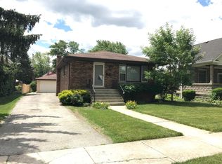 3412 S Schultz Dr, Lansing, IL