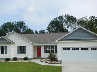 311 Starky Dr, Richlands, NC 28574