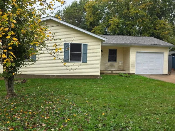 5927 Phyllis Ct, Bloomington, IN 47403
