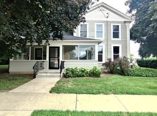 220 S Main St APT 1, Sandwich, IL 60548