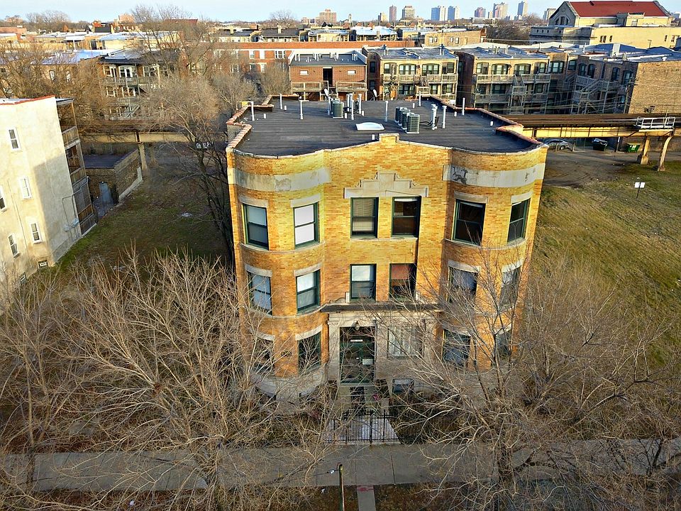 1st image of 4541 S Prairie Ave Unit 2N