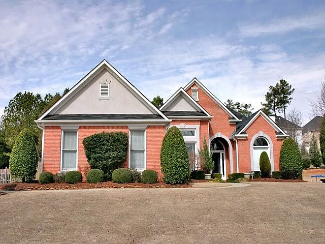 4394 Crofton Ovlk photo 1