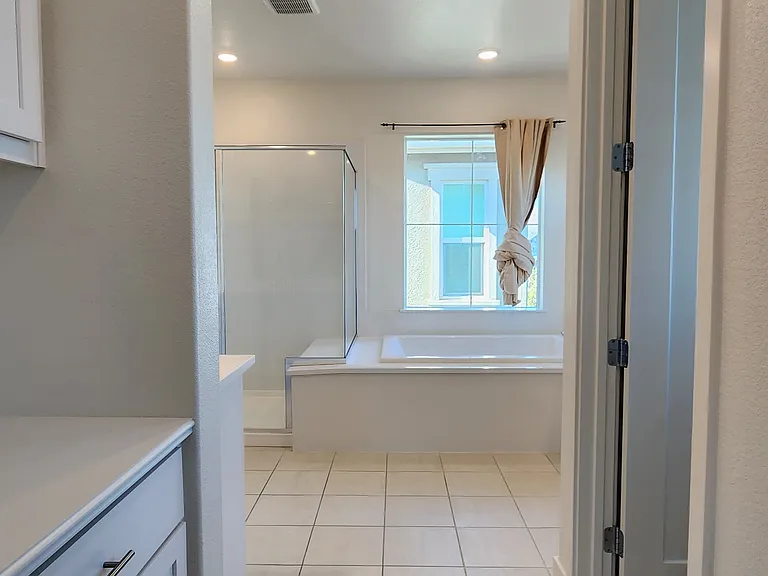 1512 Umbria Ct — Photo 18