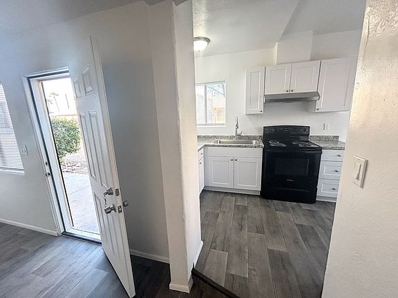 4th image of 2620-2630 N 14th Ave #Wi2620-7