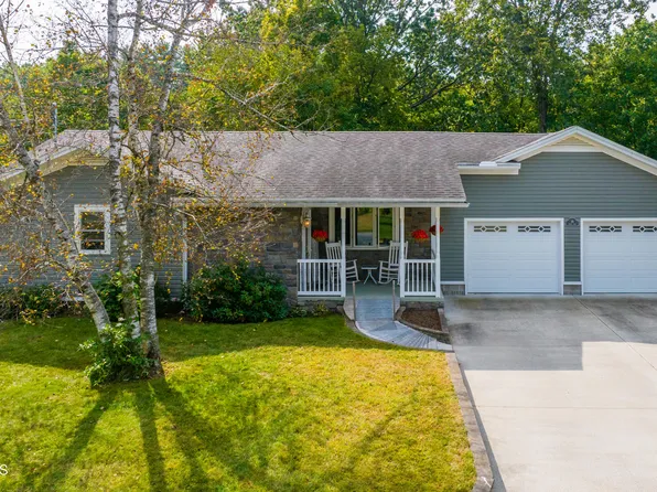 10-12 Kvale Lane, Hudson Falls, NY 12839