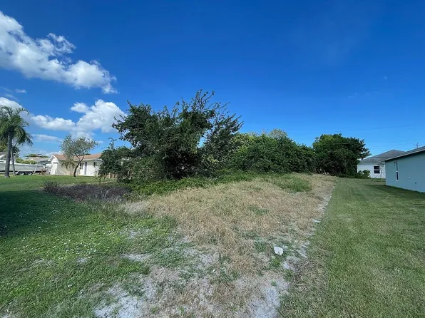 2141 SW Monterrey Ln, Port Saint Lucie, FL 34953